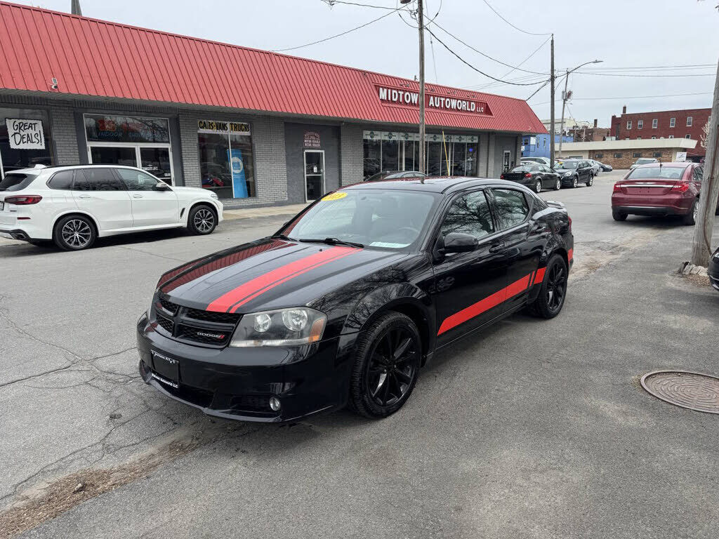 2013 DODGE Avenger
