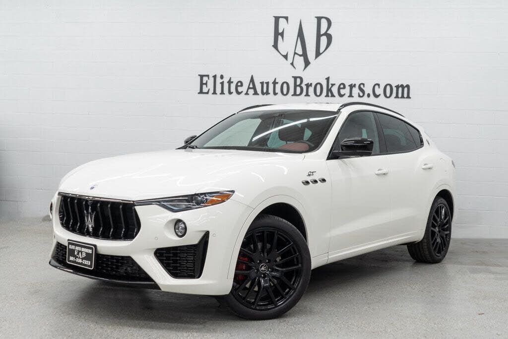 2022 MASERATI Levante