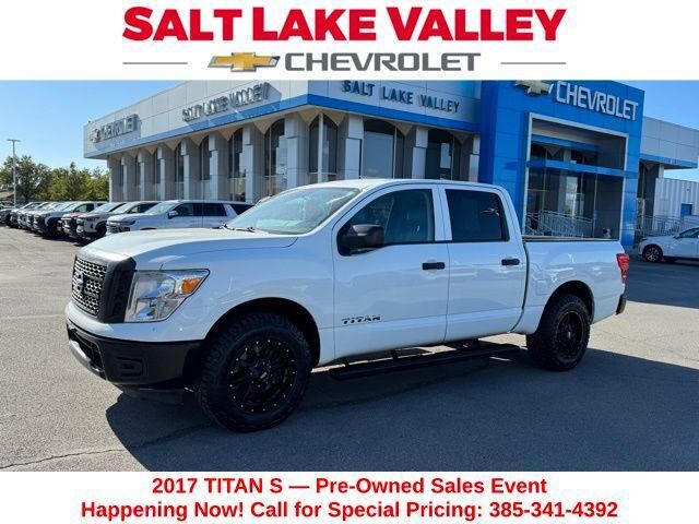 2017 NISSAN Titan