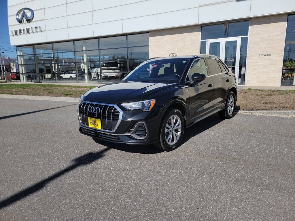 2022 AUDI Q3