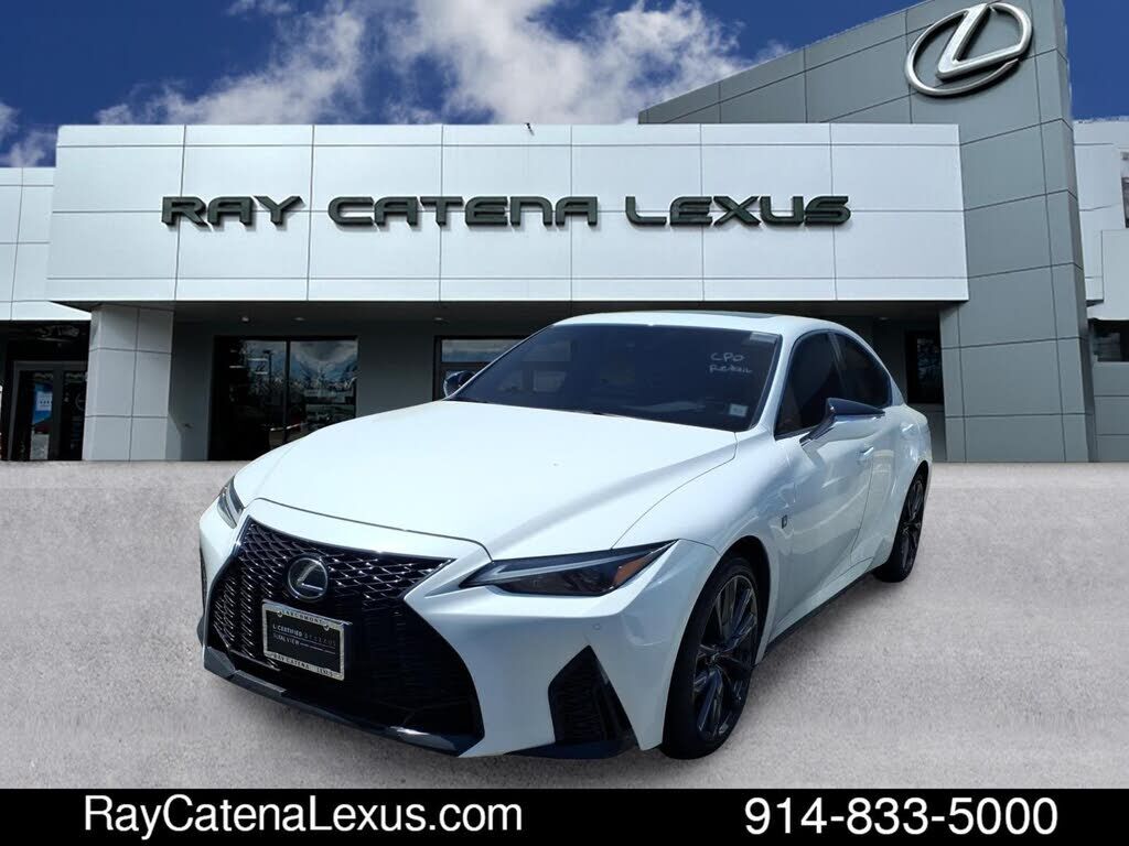2023 LEXUS IS