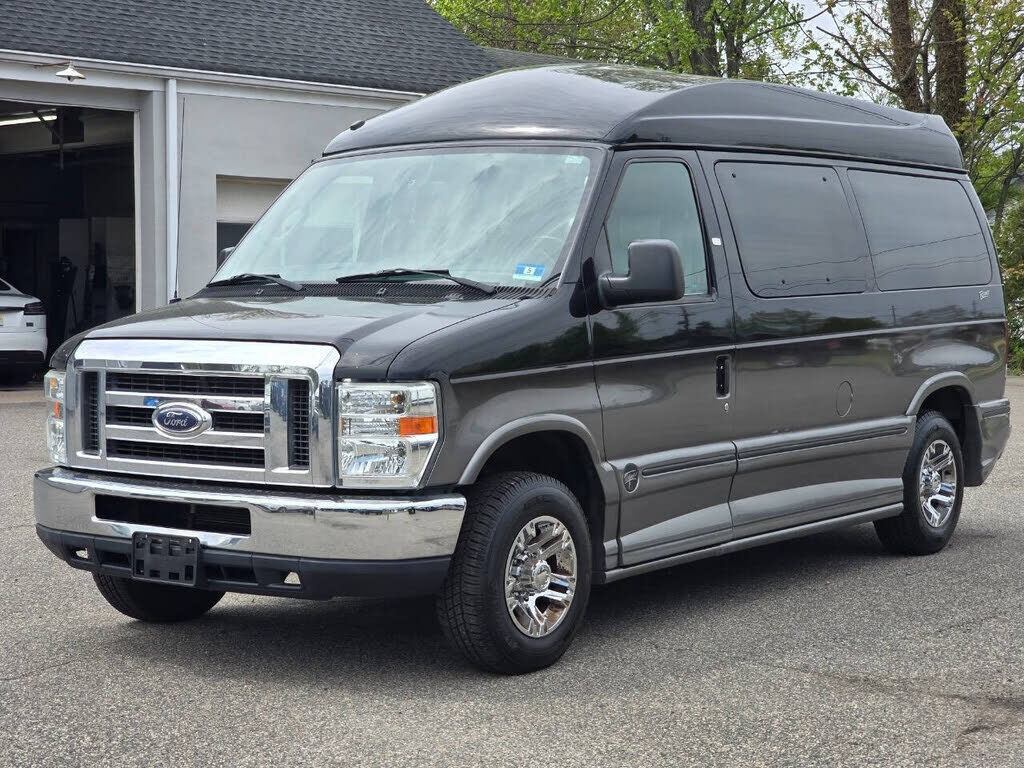 2011 FORD E-150