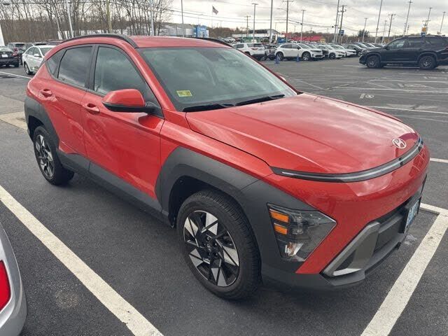 2024 HYUNDAI Kona