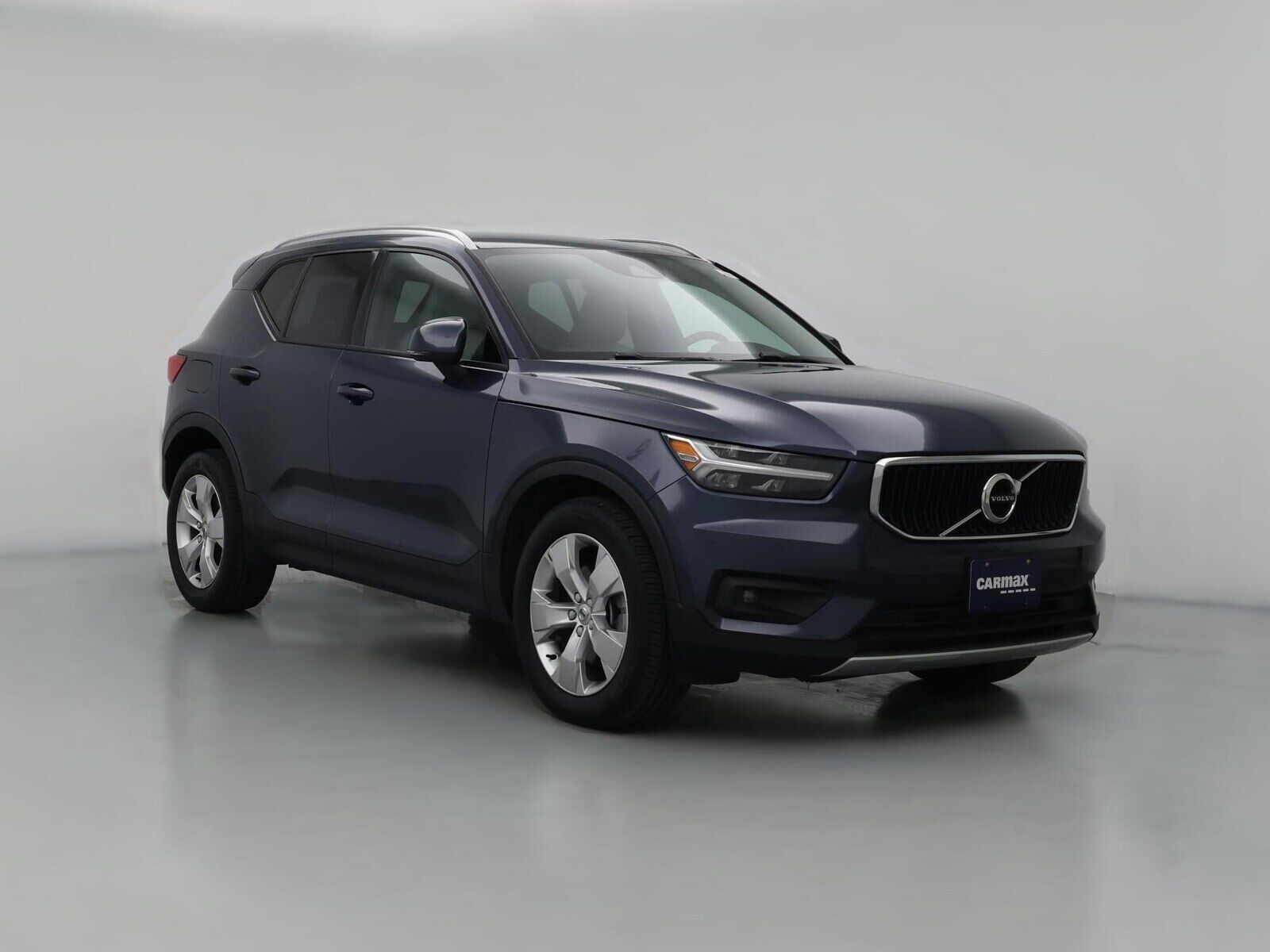 2021 VOLVO XC40