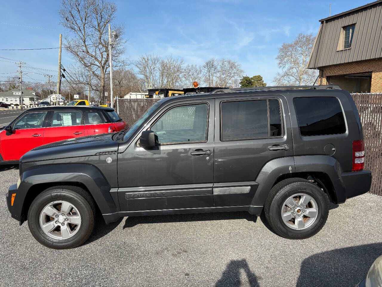 2011 JEEP Liberty