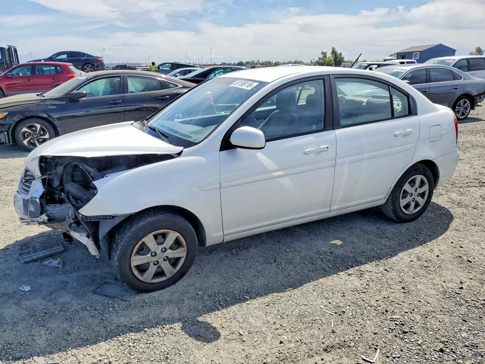 2011 HYUNDAI Accent