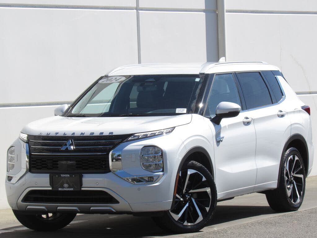 2024 MITSUBISHI Outlander