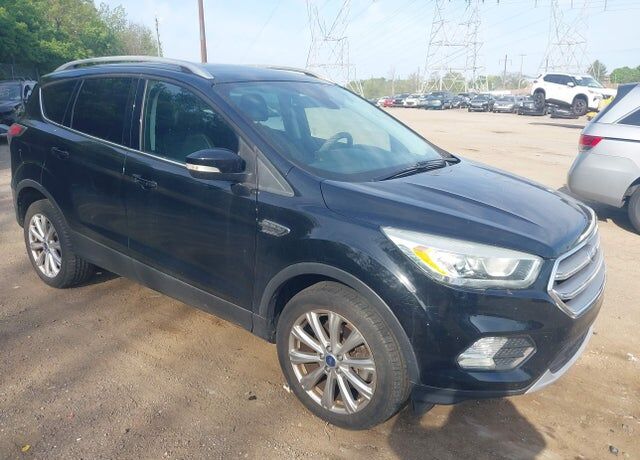 2017 FORD Escape