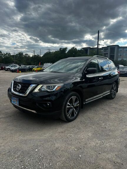 2017 NISSAN Pathfinder