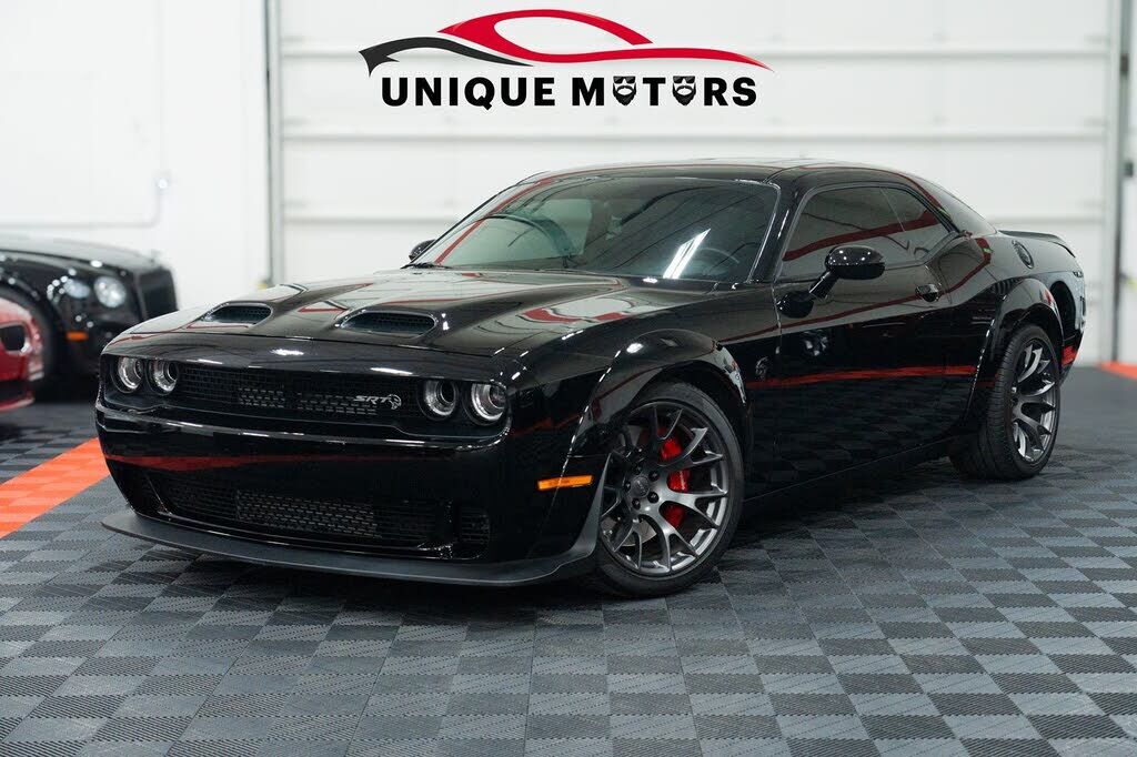 2020 DODGE Challenger