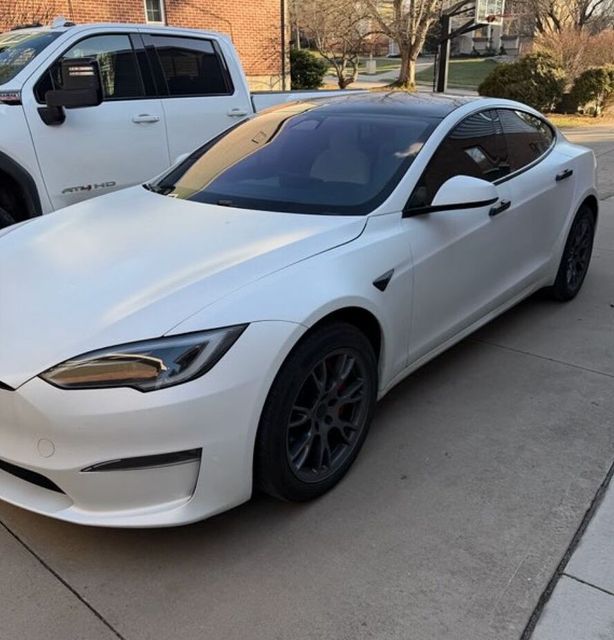 2023 TESLA Model S