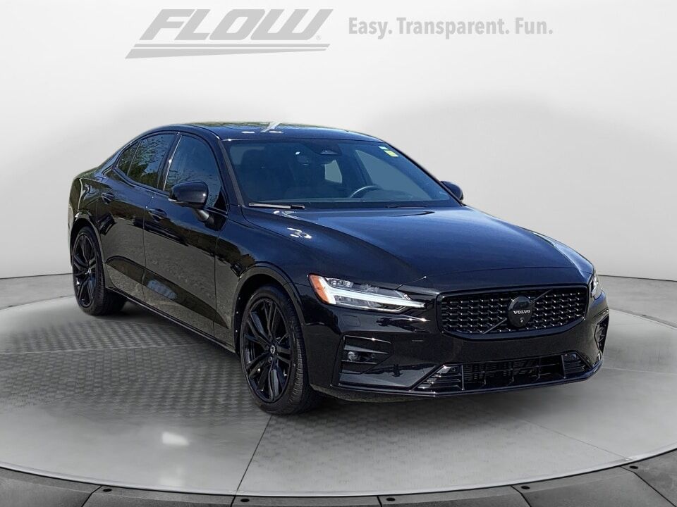2024 VOLVO S60