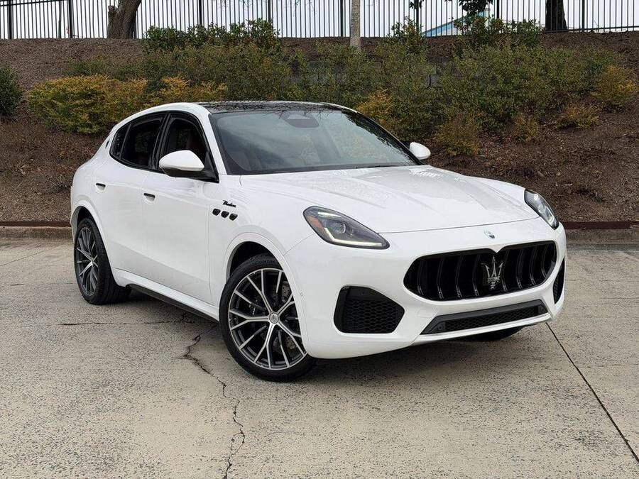 2026 MASERATI Grecale