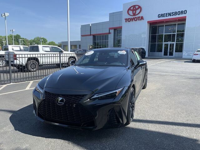 2023 LEXUS IS