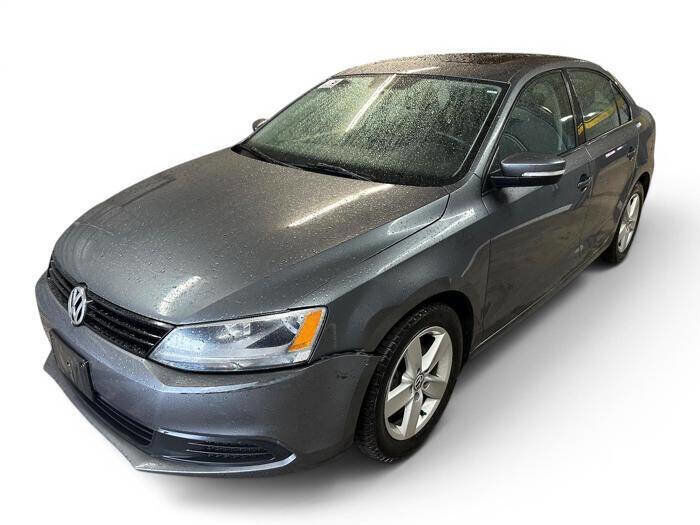 2011 VOLKSWAGEN Jetta
