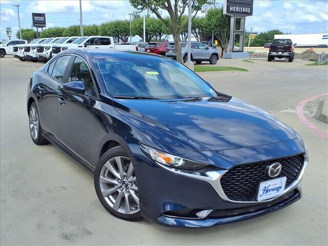 2019 MAZDA Mazda3