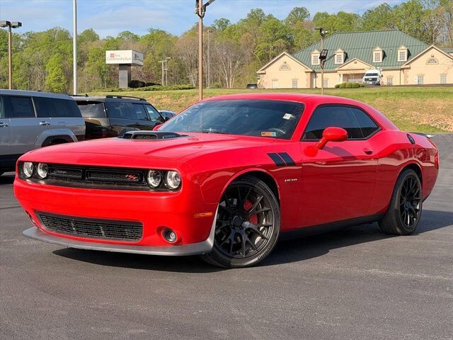 2020 DODGE Challenger