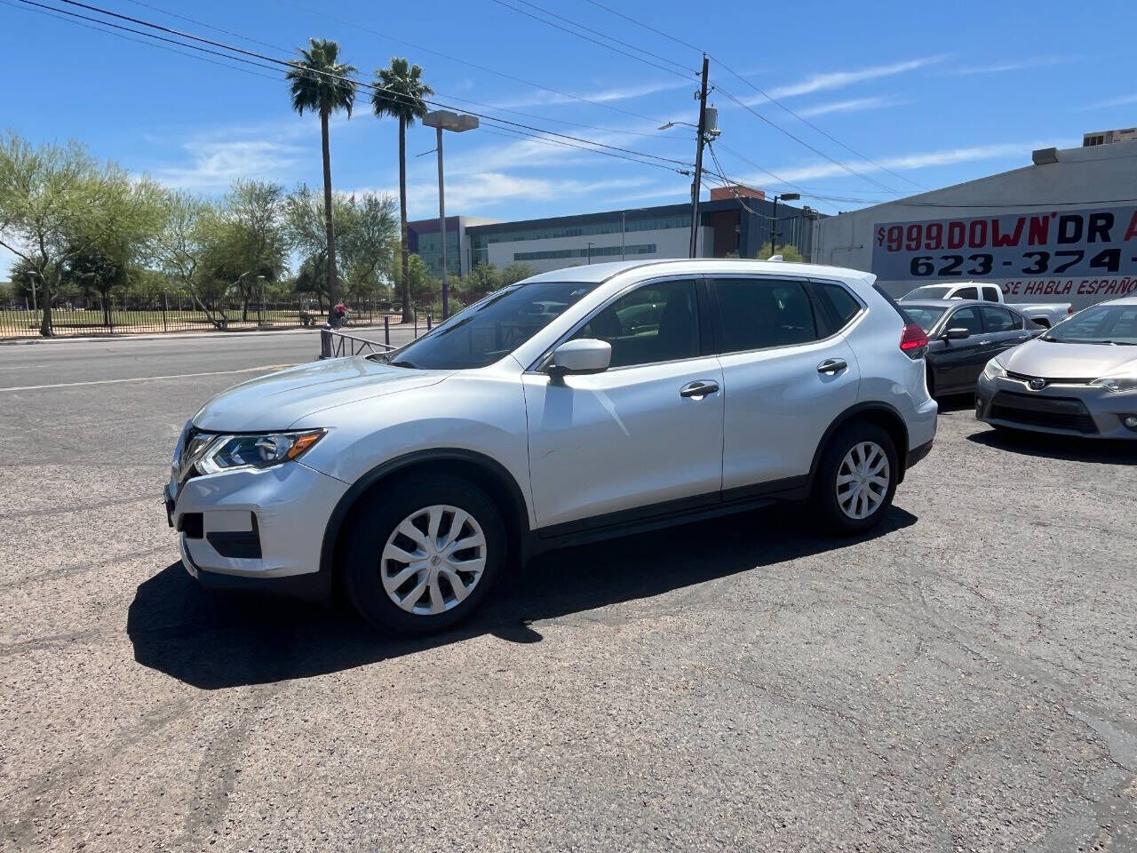 2017 NISSAN Rogue