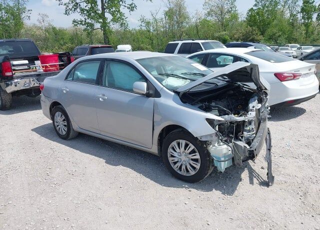 2011 TOYOTA Corolla