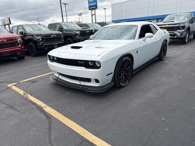 2016 DODGE Challenger