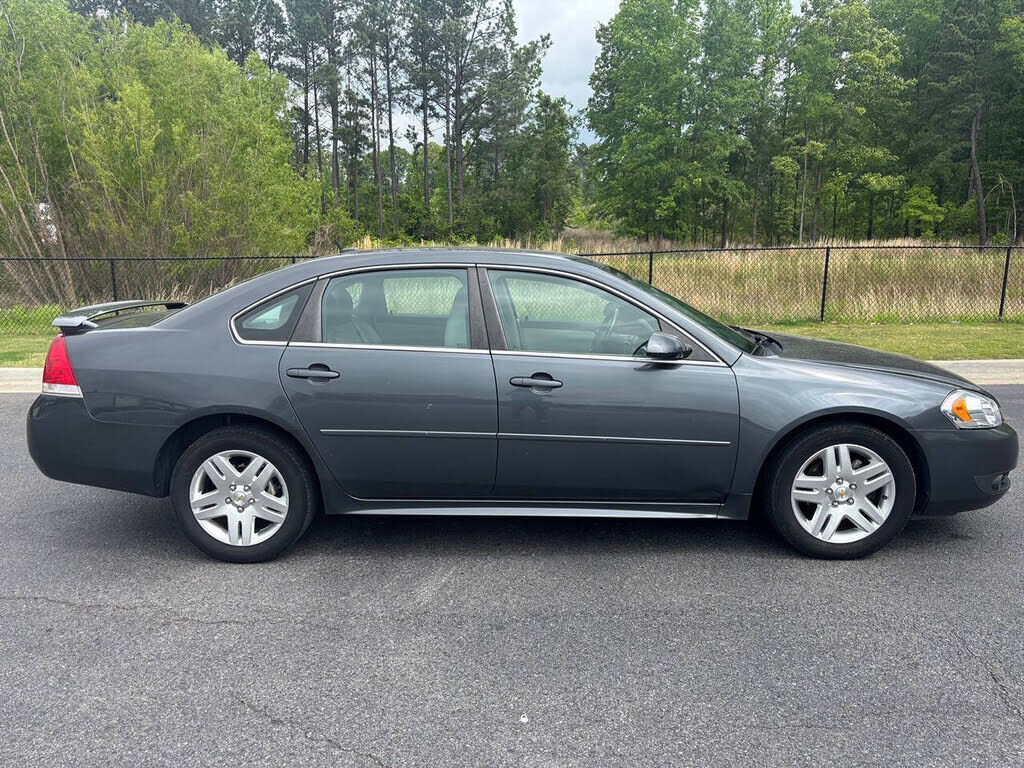 2011 CHEVROLET Impala