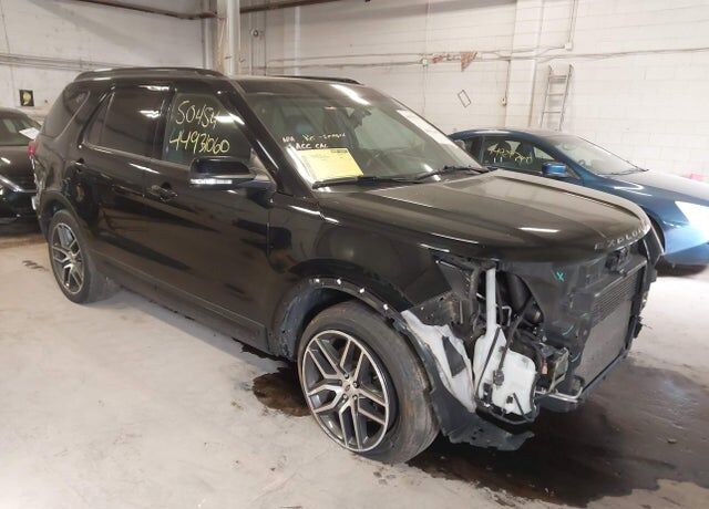 2017 FORD Explorer