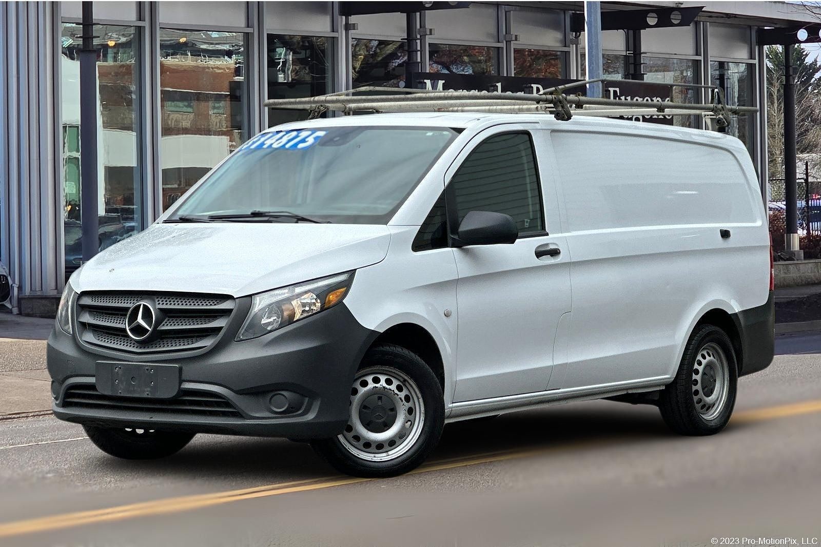 2018 MERCEDES-BENZ METRIS