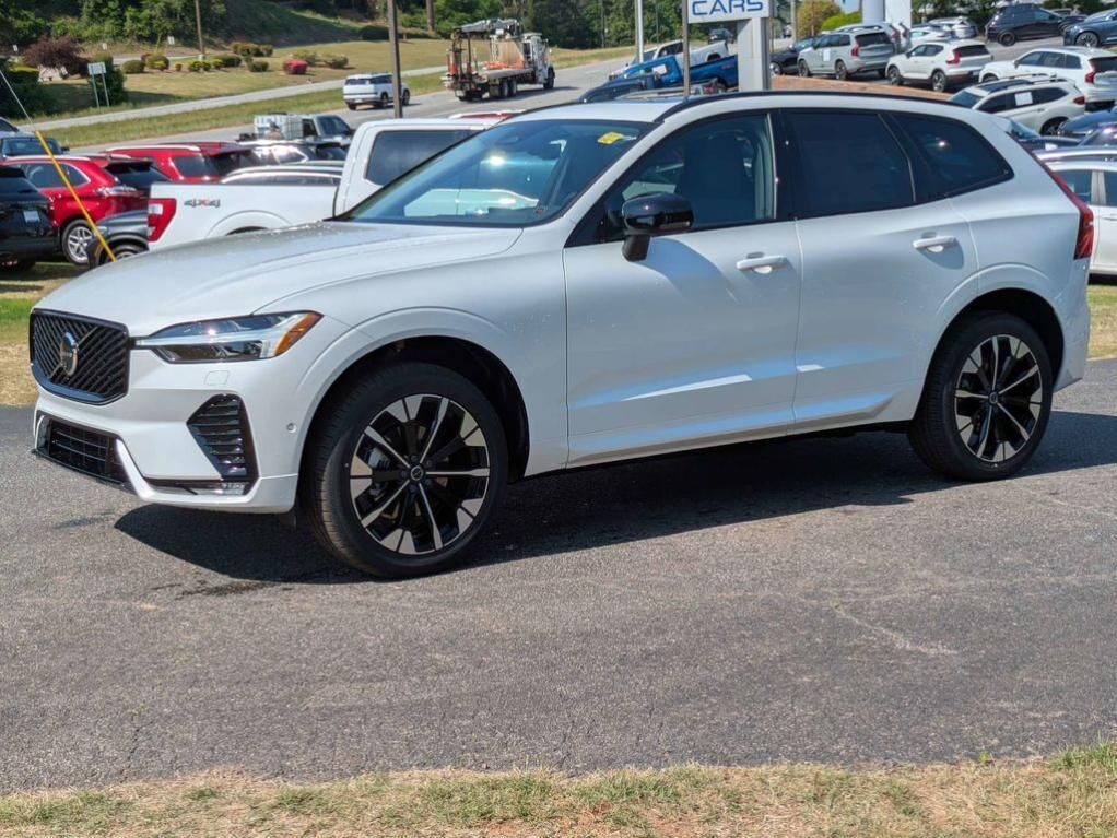 2026 VOLVO XC60