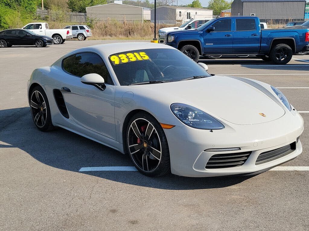 2024 PORSCHE 718