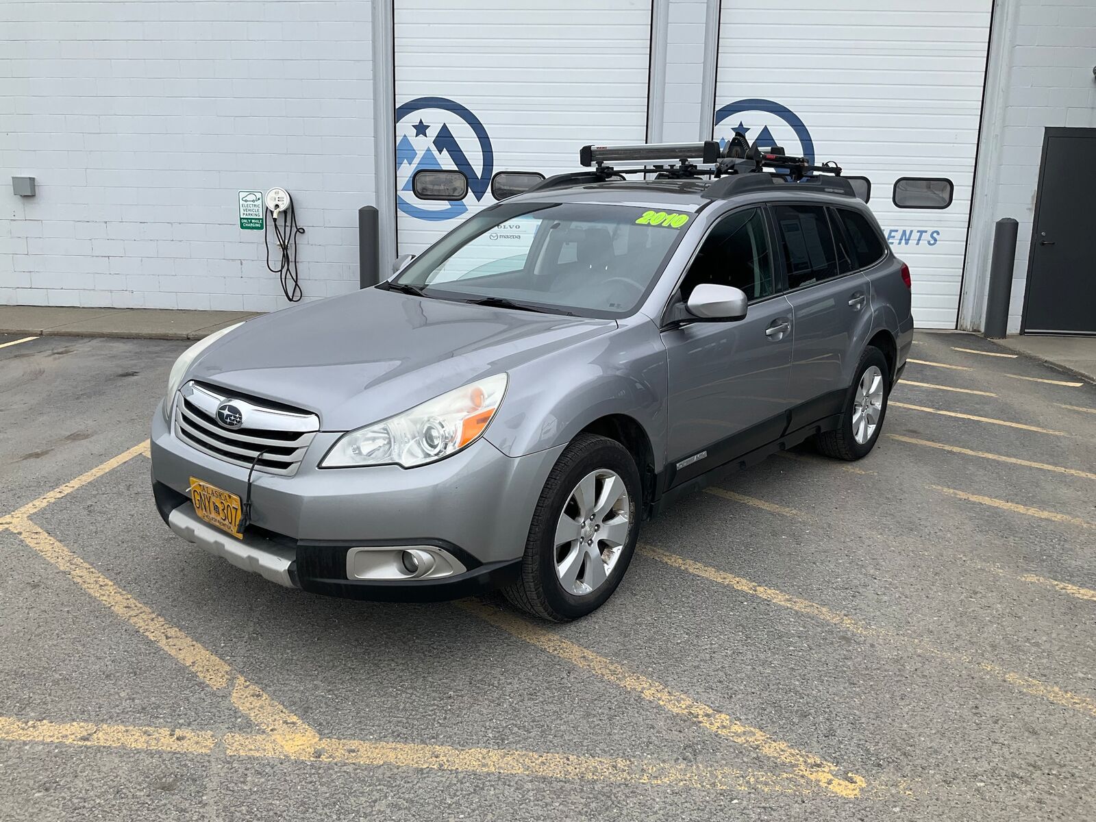2010 SUBARU Outback