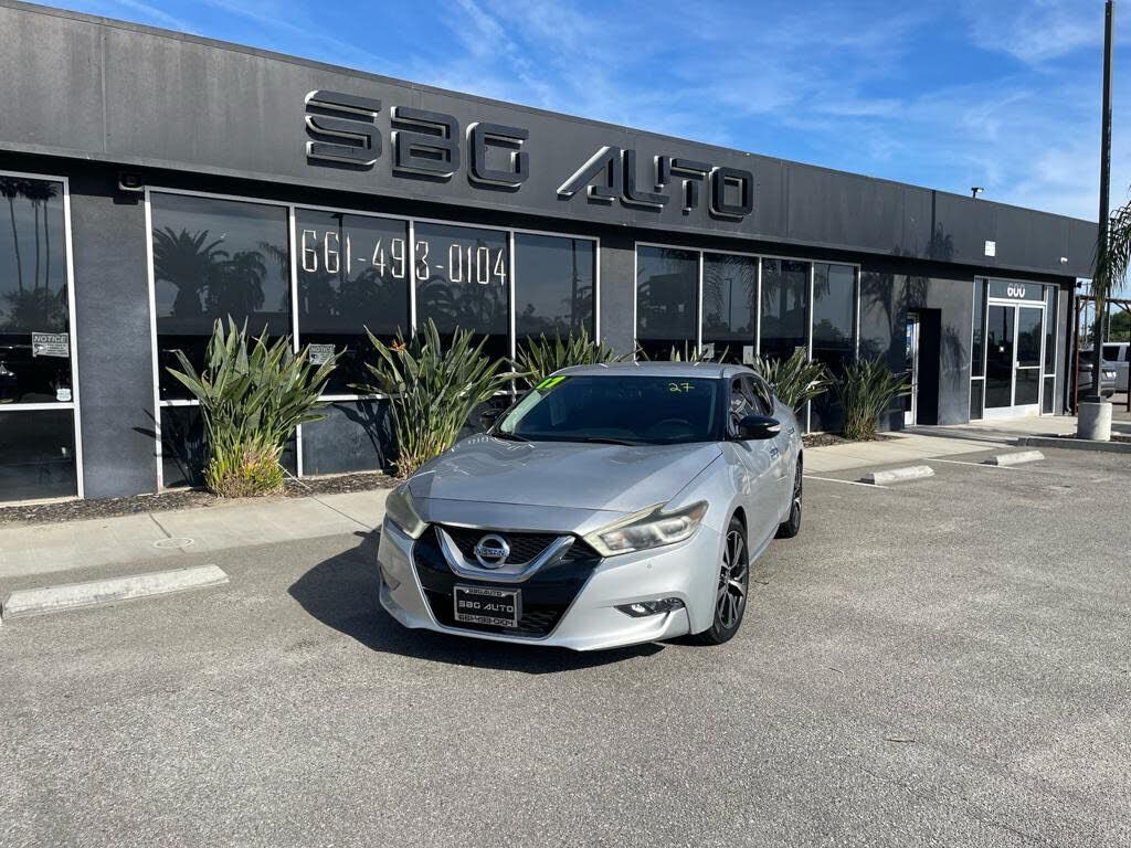 2017 NISSAN Maxima