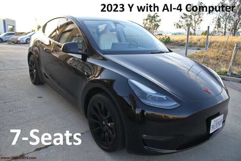2023 TESLA Model Y