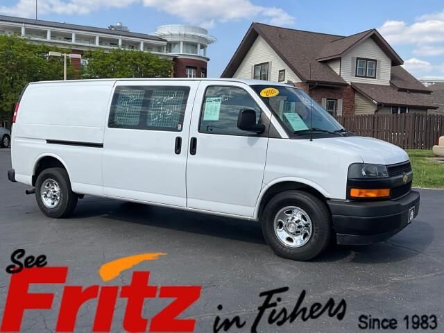 2020 CHEVROLET Express