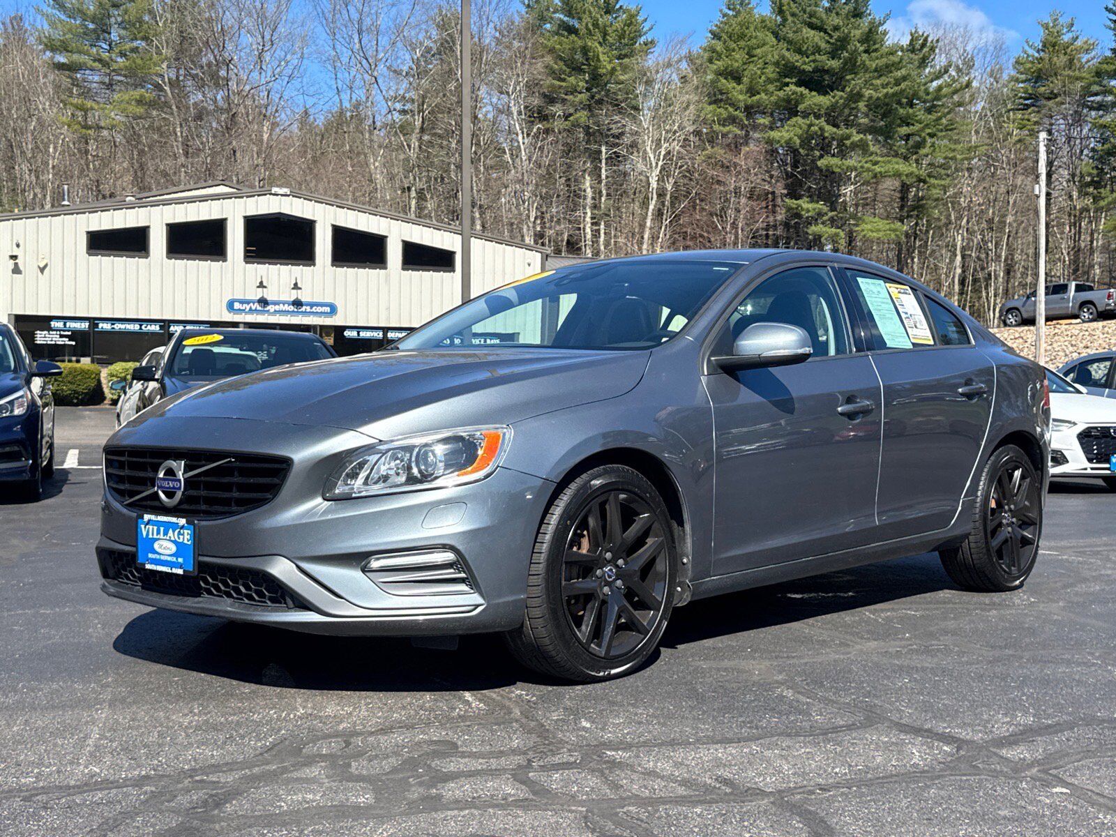 2017 VOLVO S60