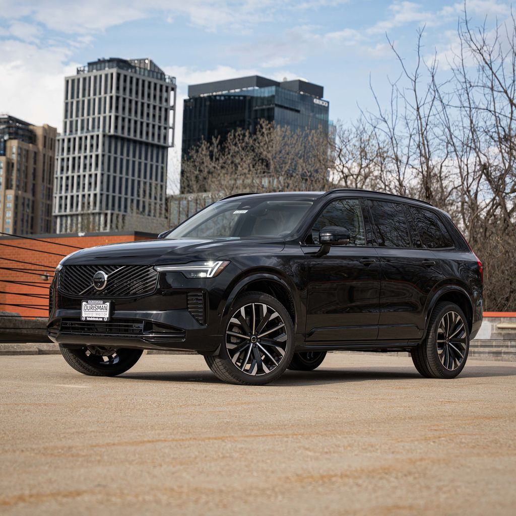 2026 VOLVO XC90