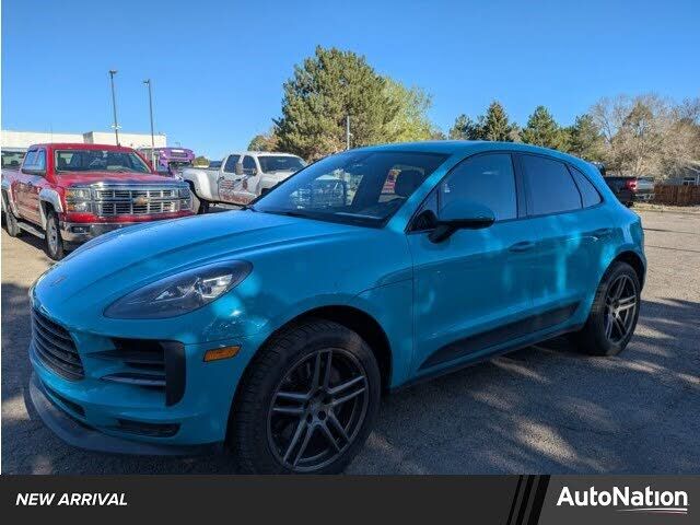 2019 PORSCHE Macan