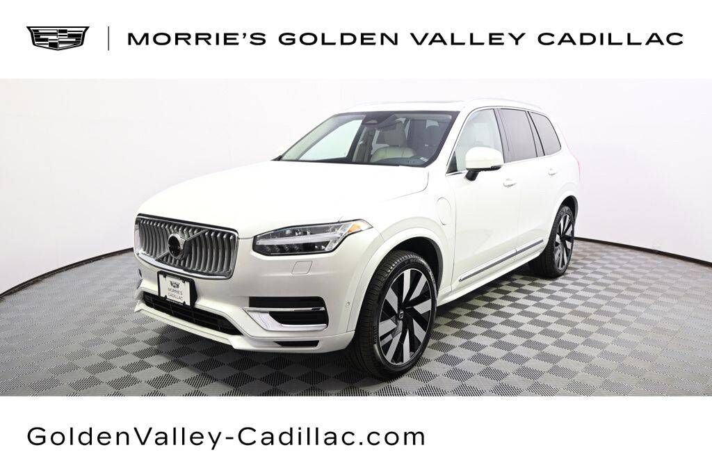 2025 VOLVO XC90