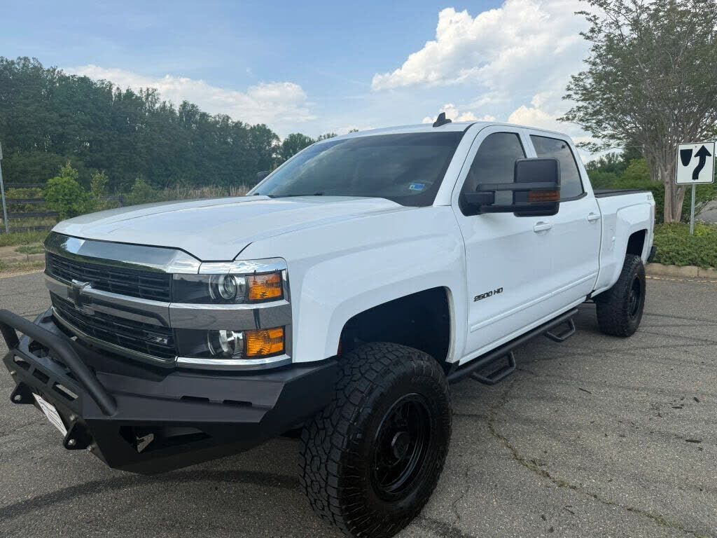 2017 CHEVROLET Silverado