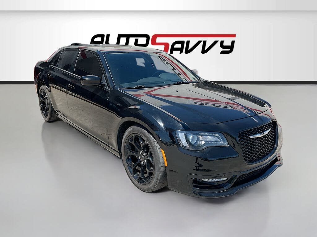 2020 CHRYSLER 300