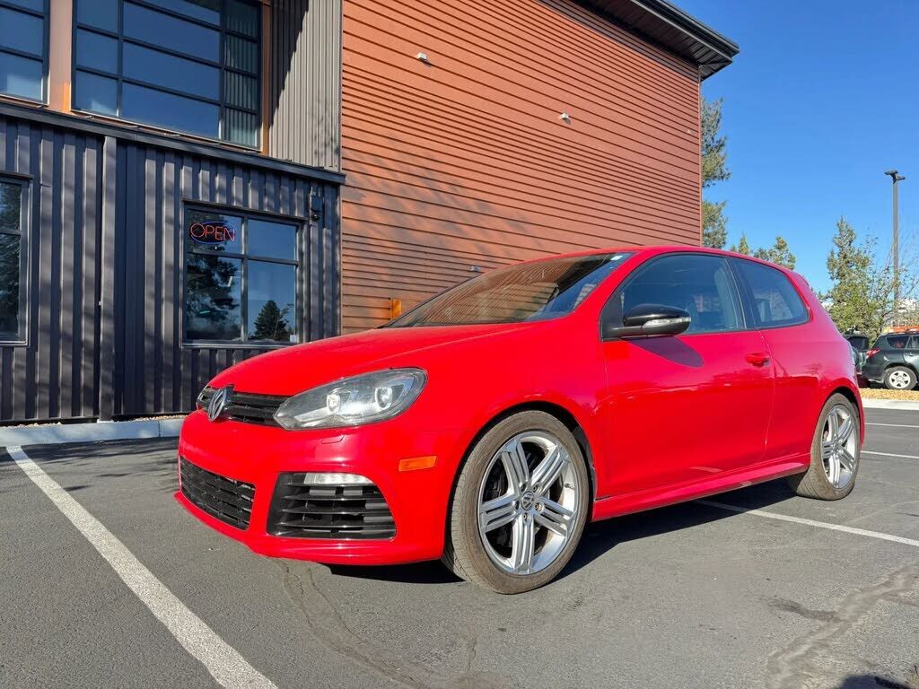 2013 VOLKSWAGEN Golf R