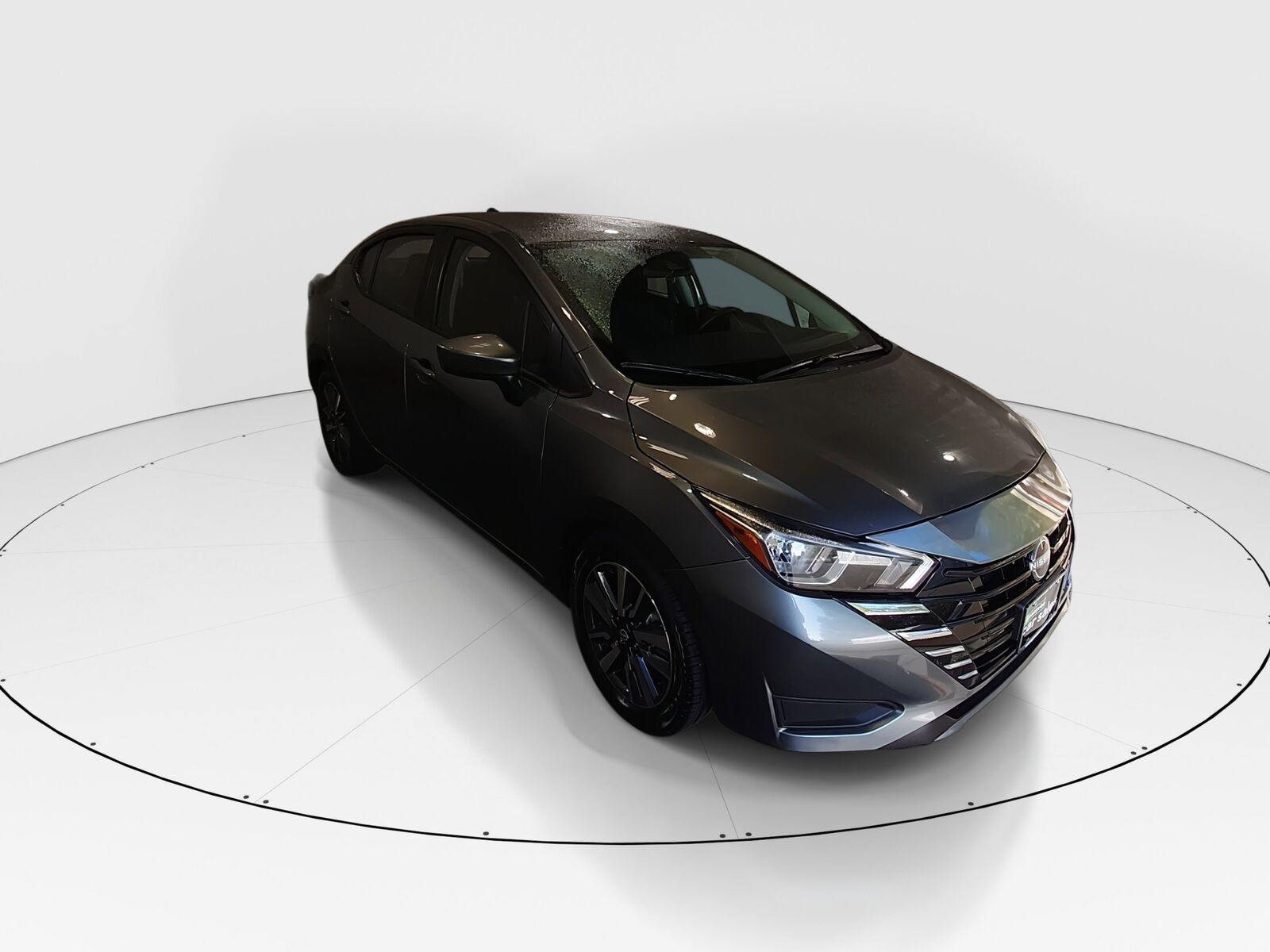 2023 NISSAN Versa