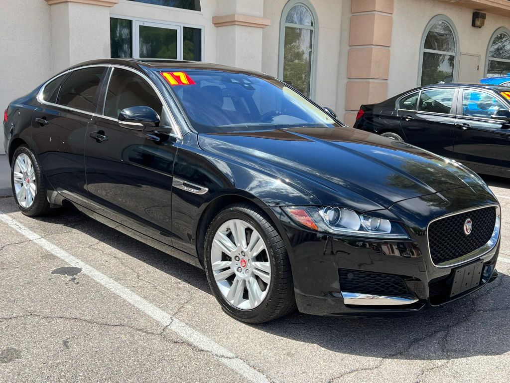 2017 JAGUAR XF