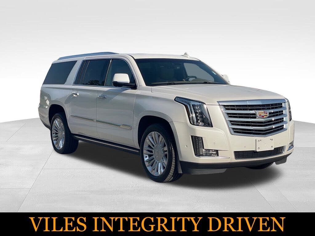 2019 CADILLAC Escalade ESV