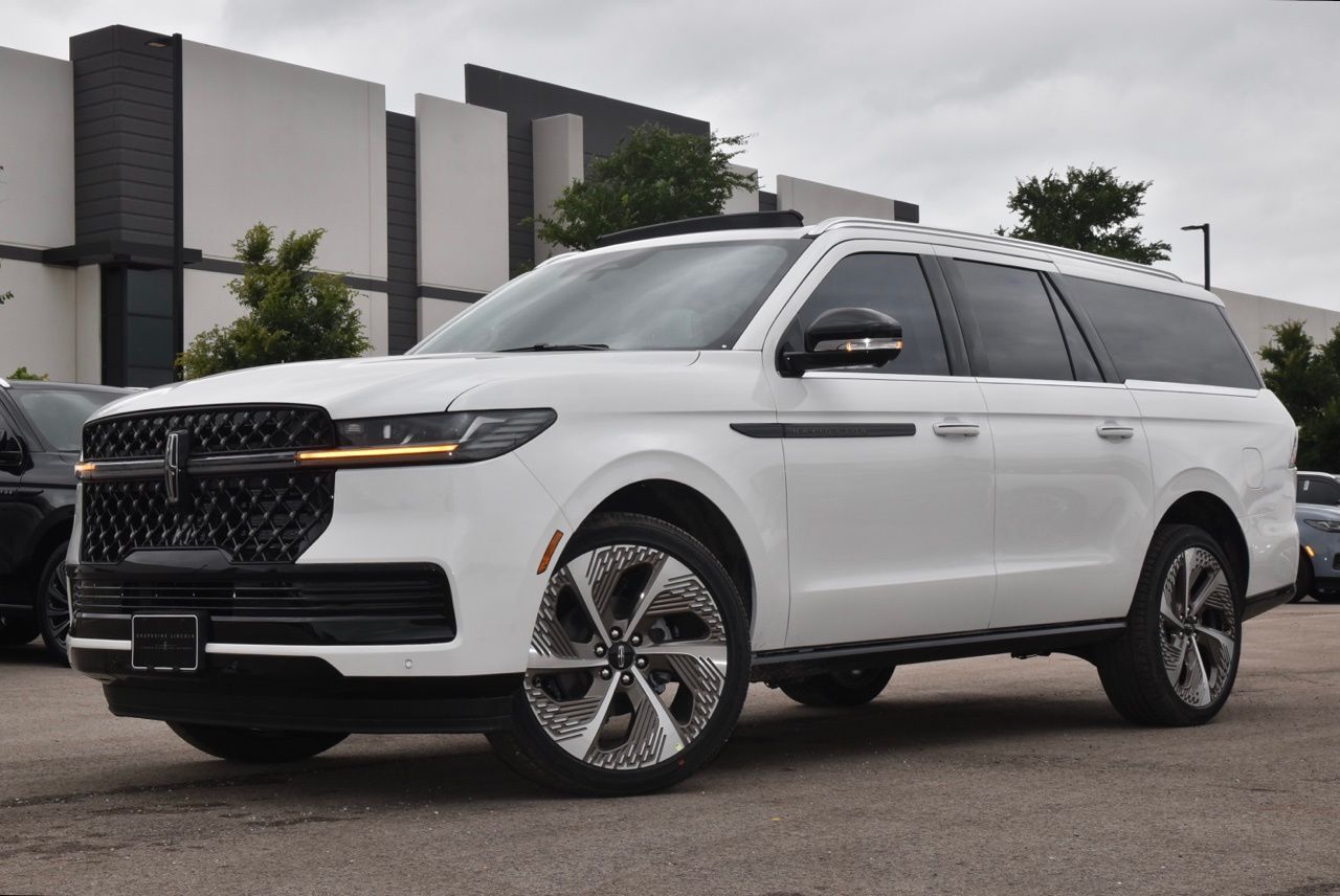 2026 LINCOLN Navigator L