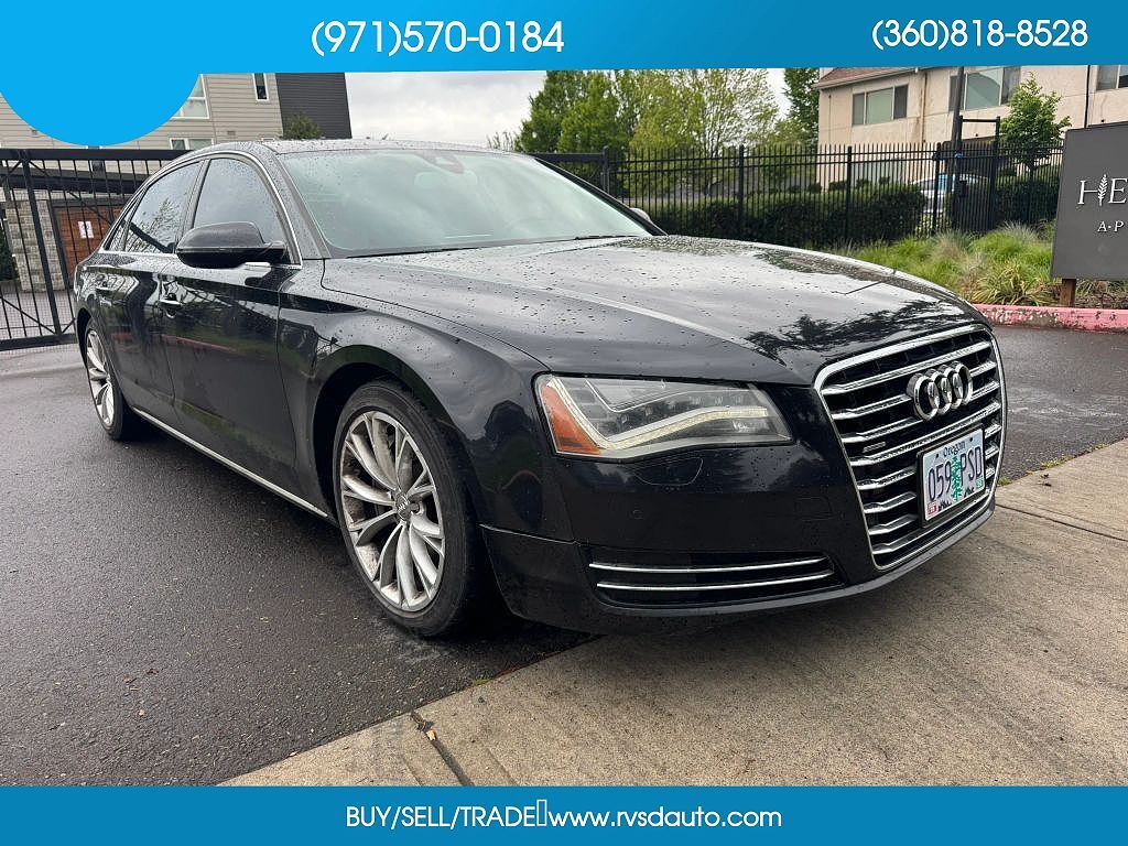 2011 AUDI A8