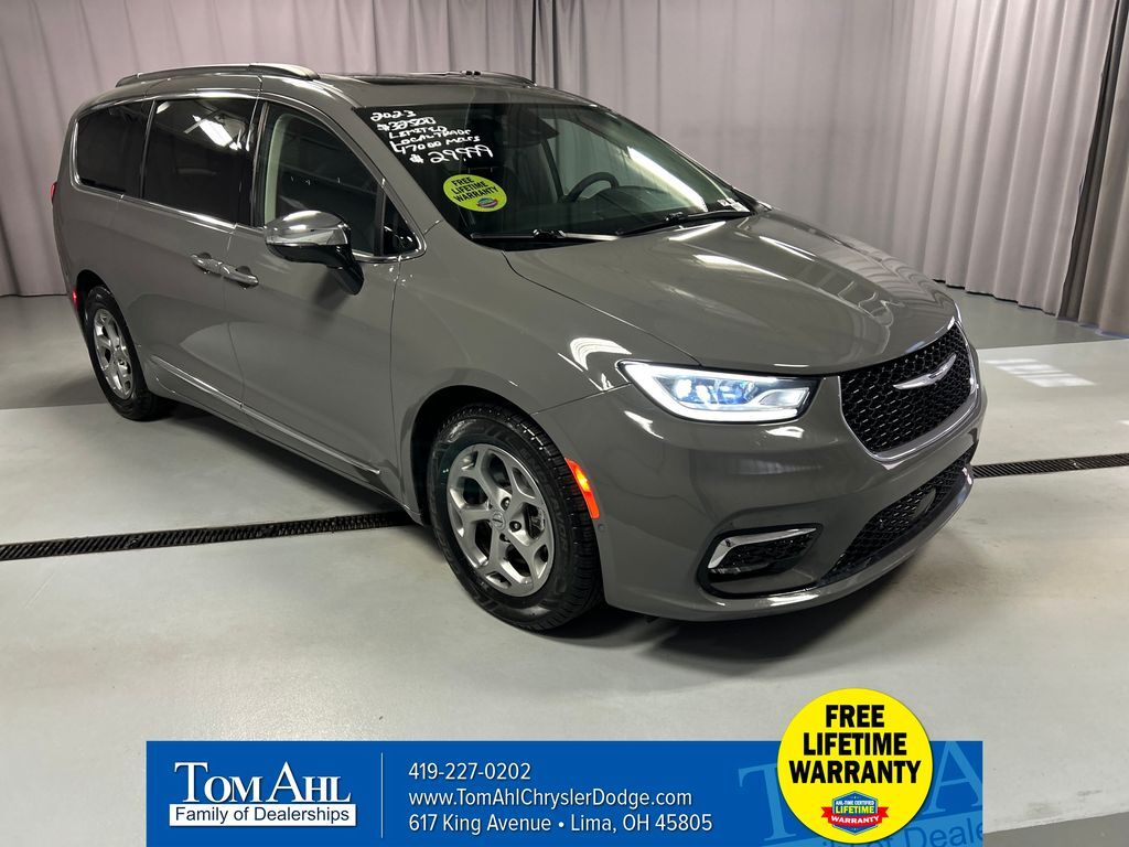 2023 CHRYSLER Pacifica