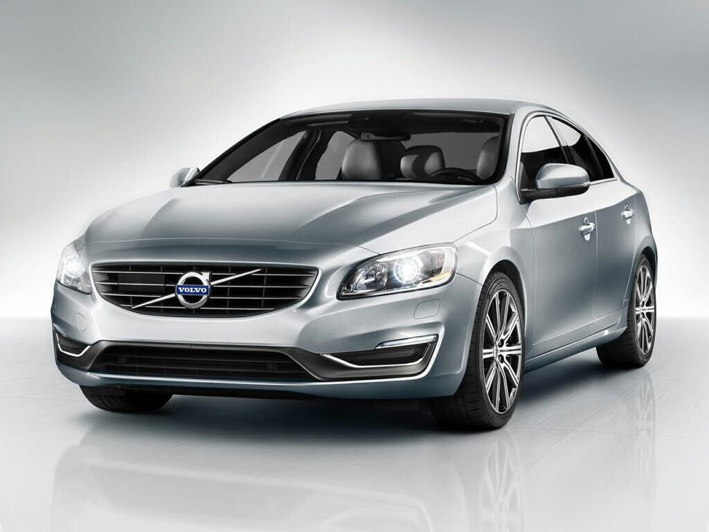 2015 VOLVO S60