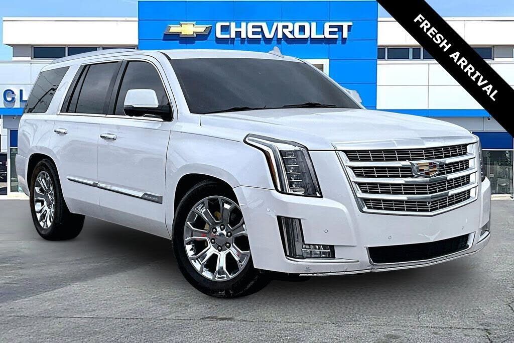 2016 CADILLAC Escalade