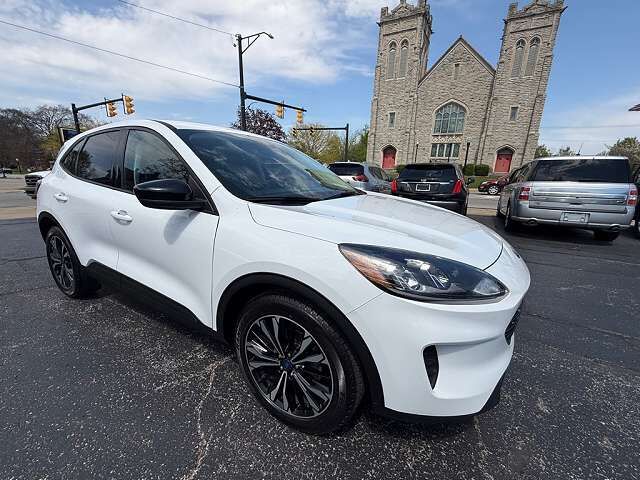 2022 FORD Escape