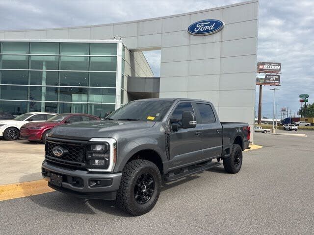 2025 FORD F-250